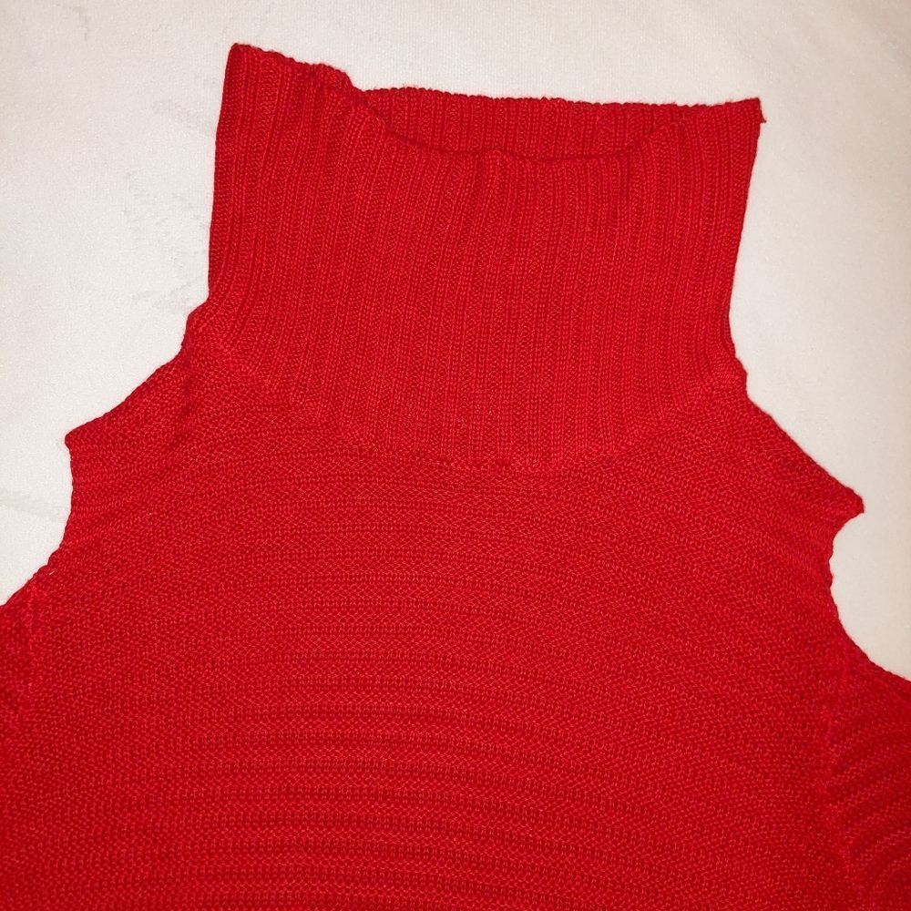 Red Cold-Shoulder Cut-Out Sweater - Picture 3 of 3